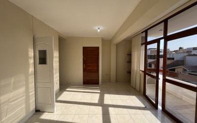 Venta de Departamento Urb. Arturo Cabrejos Falla, Chiclayo