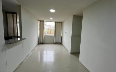 Alquiler de Departamento en primer piso Condominio Los Sauces